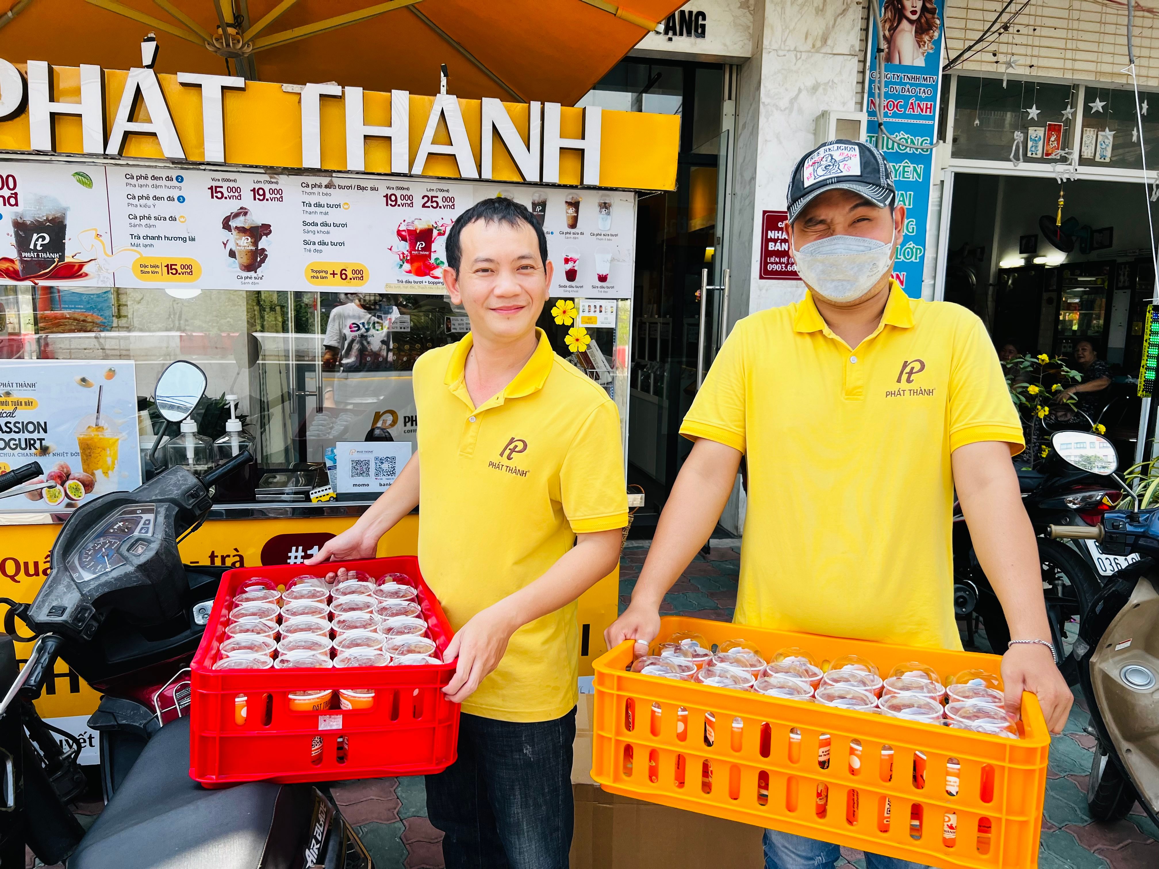 Phát Thành Coffee